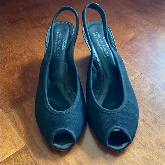 Donald J. Pliner Shoes - Peep Toe Donald J Pliner Wedges size 9